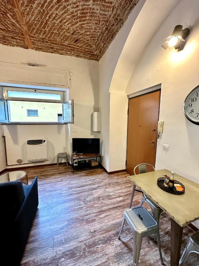 Casa Santa Chiara - Vicino Porta Susa F.S. Турин Экстерьер фото